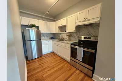 187 Bank Street, New London, CT 06320 - Photo 1