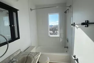 31 Stuart Ave, Norwalk, CT 06850 - Photo 9