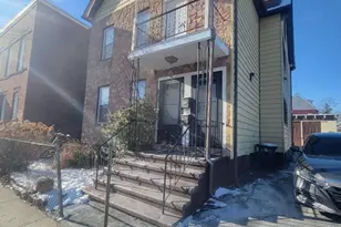 38 Auburn St, New Haven, CT 06519 - Photo 1