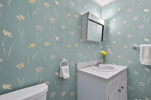 25 Coronado Dr, Newington, CT 06111 - Photo 11