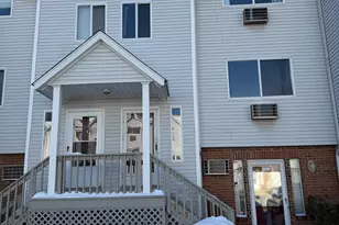 925 Oronoke Rd, Waterbury, CT 06708 - Photo 1