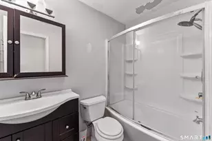 71 Sentinel Hill Rd, Derby, CT 06418 - Photo 21