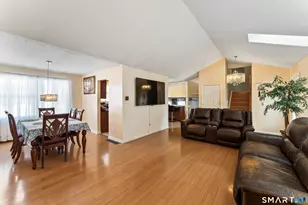 71 Sentinel Hill Rd, Derby, CT 06418 - Photo 5