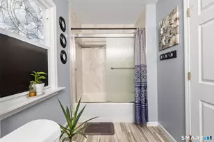 227 Larrabee St, East Hartford, CT 06108 - Photo 33