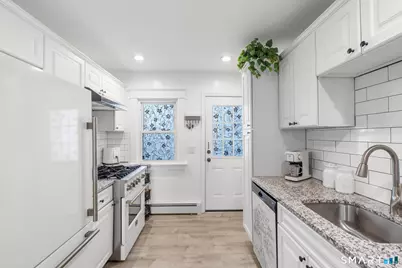 227 Larrabee Street, East Hartford, CT 06108 - Photo 9