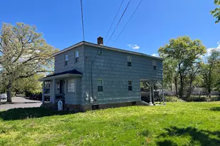 270 East St, Plainville, CT 06062 - Photo 5