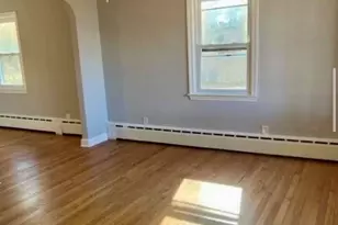 270 East St, Plainville, CT 06062 - Photo 13