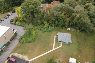 270 East St, Plainville, CT 06062 - Photo 11