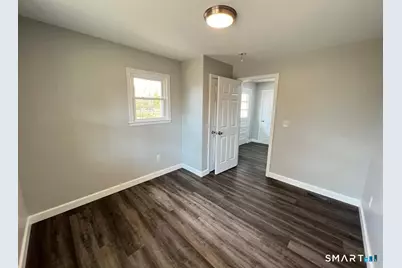 270R East Street, Plainville, CT 06062 - Photo 11