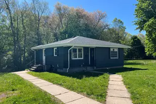 270R East St, Plainville, CT 06062 - Photo 1
