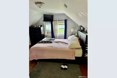 15 Edwards Street, Bridgeport, CT 06606 - Photo 9