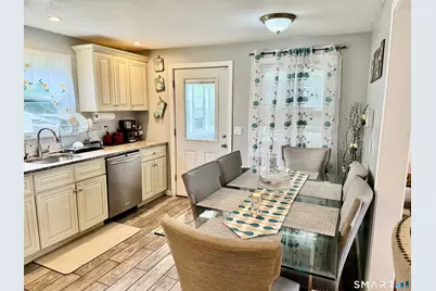 15 Edwards Street, Bridgeport, CT 06606 - Photo 15