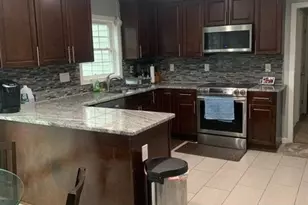 994 Bunker Hill Ave, Waterbury, CT 06708 - Photo 13