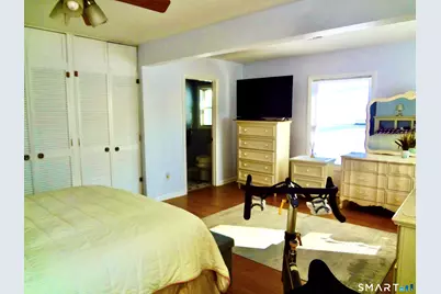 4 Beverly Drive, Ansonia, CT 06401 - Photo 11