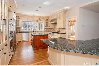 96 Norrans Ridge Drive, Ridgefield, CT 06877 - Photo 15