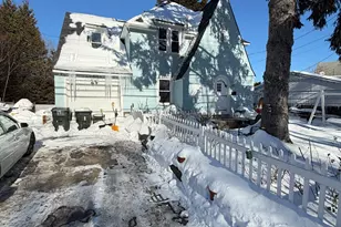 377 Jefferson Ave, New London, CT 06320 - Photo 1