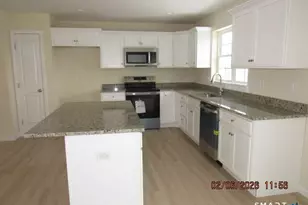 73 Warm Earth Rd, Naugatuck, CT 06770 - Photo 5