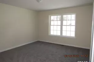 73 Warm Earth Rd, Naugatuck, CT 06770 - Photo 7