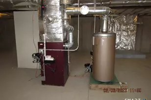 73 Warm Earth Rd, Naugatuck, CT 06770 - Photo 17