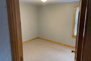 91 Division St, Ansonia, CT 06401 - Photo 9