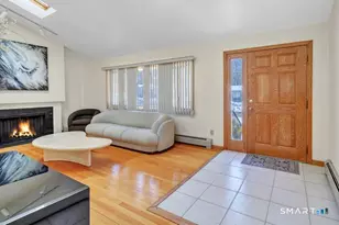 35 Rustown Dr, Stratford, CT 06614 - Photo 7