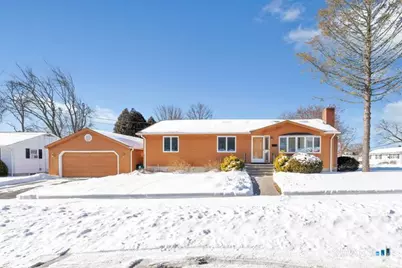35 Rustown Drive, Stratford, CT 06614 - Photo 3