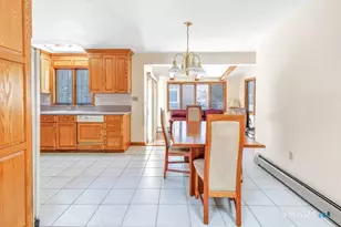 35 Rustown Dr, Stratford, CT 06614 - Photo 13