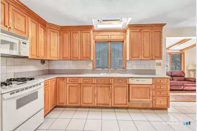 35 Rustown Drive, Stratford, CT 06614 - Photo 15