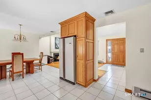 35 Rustown Dr, Stratford, CT 06614 - Photo 11