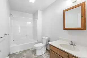 62 Chestnut St Ext, Danbury, CT 06810 - Photo 29