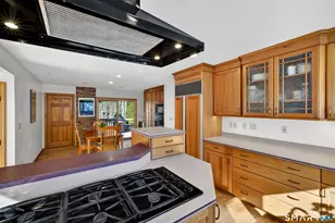 42 Harrison Rd, Guilford, CT 06437 - Photo 15