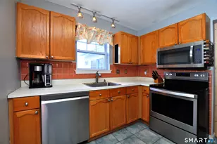 7 Glen Hollow, East Granby, CT 06026 - Photo 25