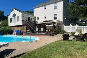 7 Glen Hollow, East Granby, CT 06026 - Photo 3