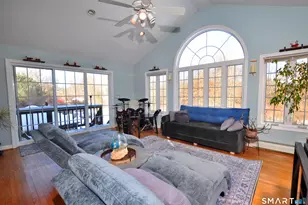 7 Glen Hollow, East Granby, CT 06026 - Photo 7