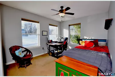 7 Glen Hollow, East Granby, CT 06026 - Photo 27