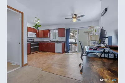 78 Woodland Ridge, Meriden, CT 06450 - Photo 3