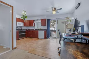 78 Woodland Ridge, Meriden, CT 06450 - Photo 3