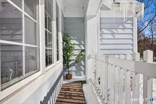 9 Woods End Ln, Weston, CT 06883 - Photo 3