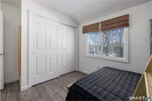 32 Woodland Ct, Meriden, CT 06450 - Photo 11