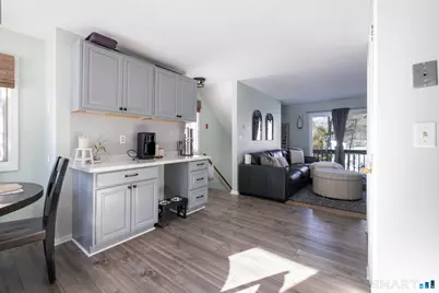 32 Woodland Court #1, Meriden, CT 06450 - Photo 5