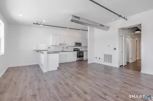 424 Main St, Middletown, CT 06457 - Photo 3