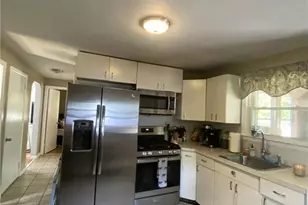 103 Alps Dr, East Hartford, CT 06108 - Photo 3