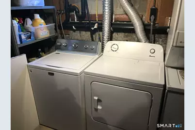 720 Knapps Highway, Fairfield, CT 06825 - Photo 13