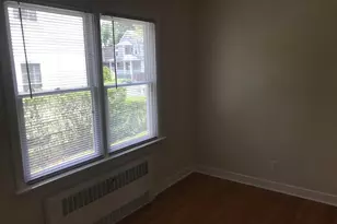 720 Knapps Hwy, Fairfield, CT 06825 - Photo 5