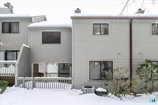 29 Ledgewood Dr, Brookfield, CT 06804 - Photo 33