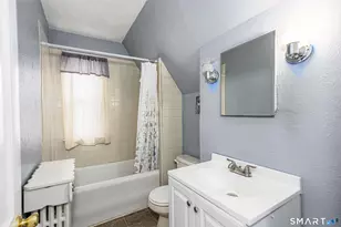 42 Oregon Ave, East Haven, CT 06512 - Photo 23