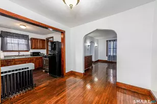 42 Oregon Ave, East Haven, CT 06512 - Photo 15