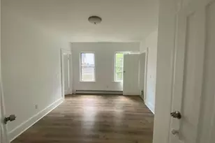 222 Maplewood Ave, Bridgeport, CT 06605 - Photo 9