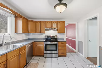 71 Hatch Street, New Britain, CT 06053 - Photo 11