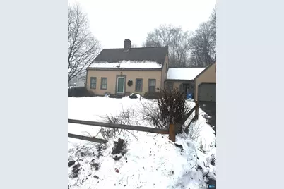 125 Whittington Avenue, Norwich, CT 06360 - Photo 1